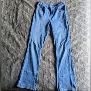 Levis 725 High Rise Bootcut